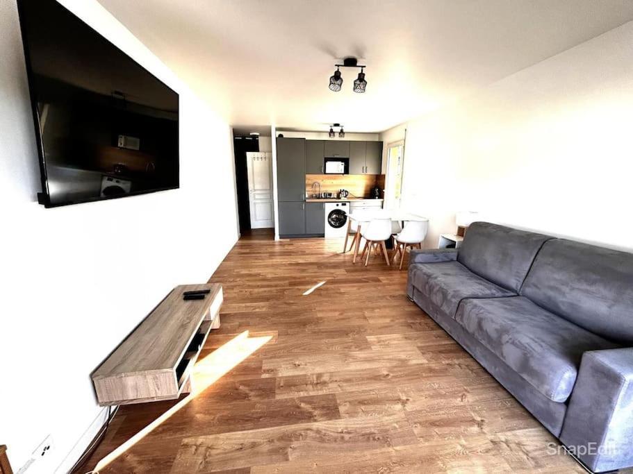 Superbe Studio Climatise Avec Terrasse Proche Mer Cagnes-sur-Mer Buitenkant foto